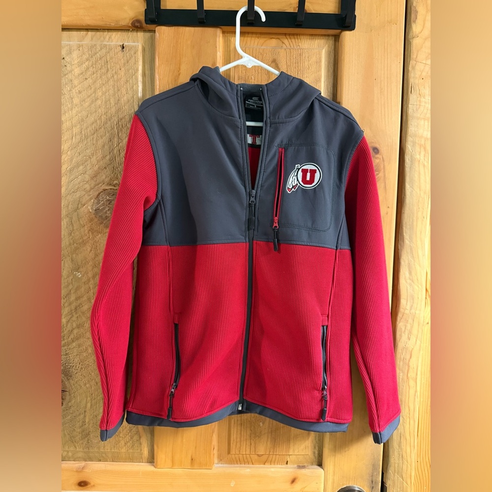 University of Utah-Charcoal and Red Jacket